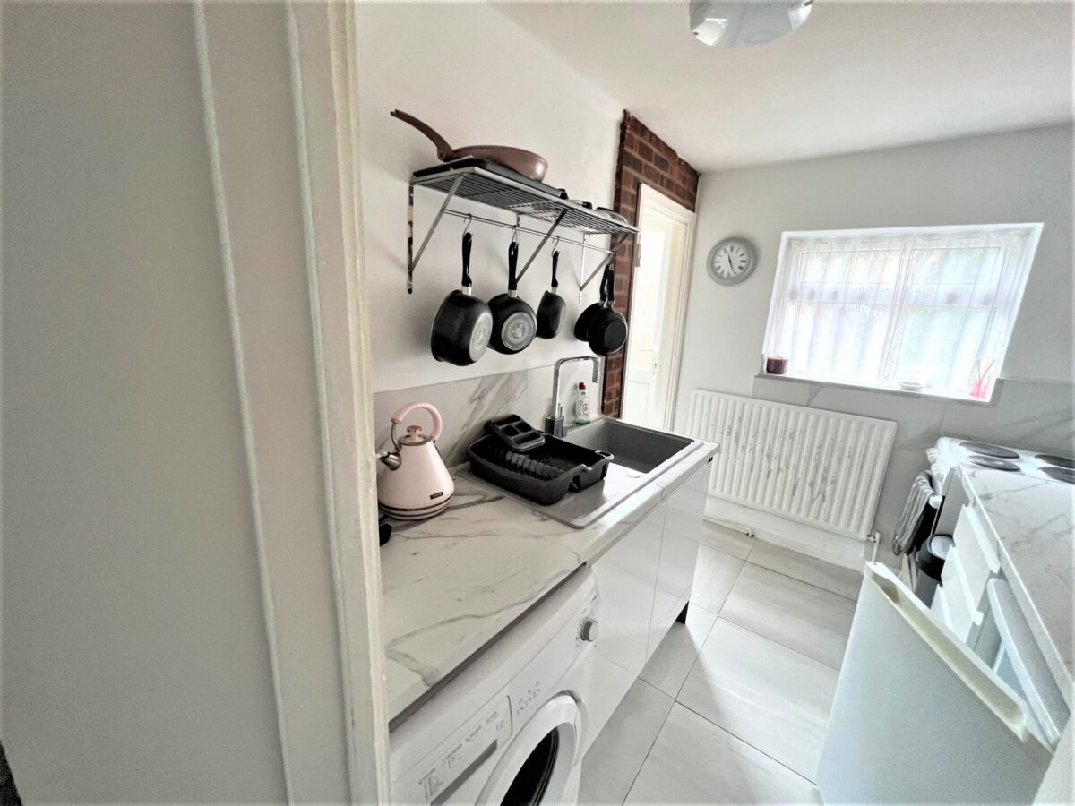 1 Bedroom House  - High Wycombe