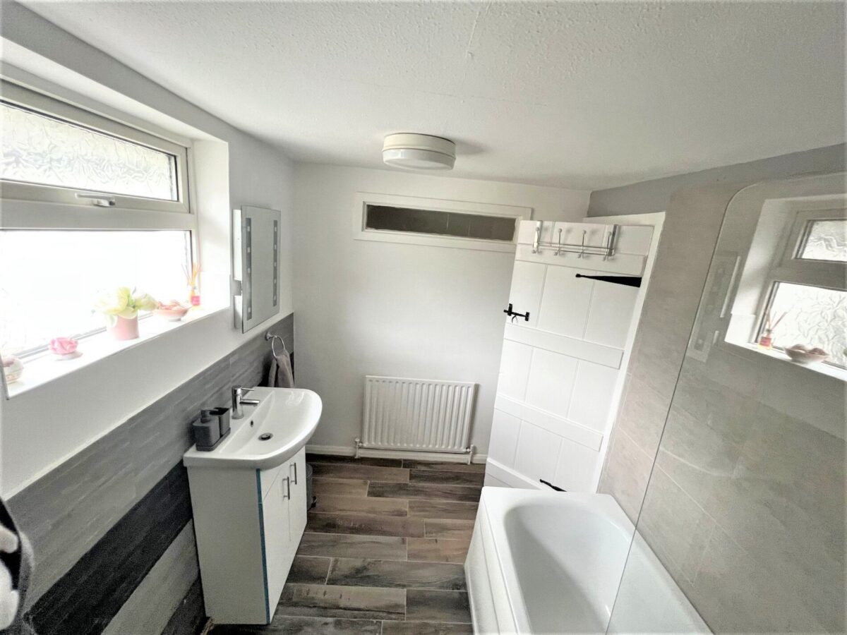 1 Bedroom House  - High Wycombe