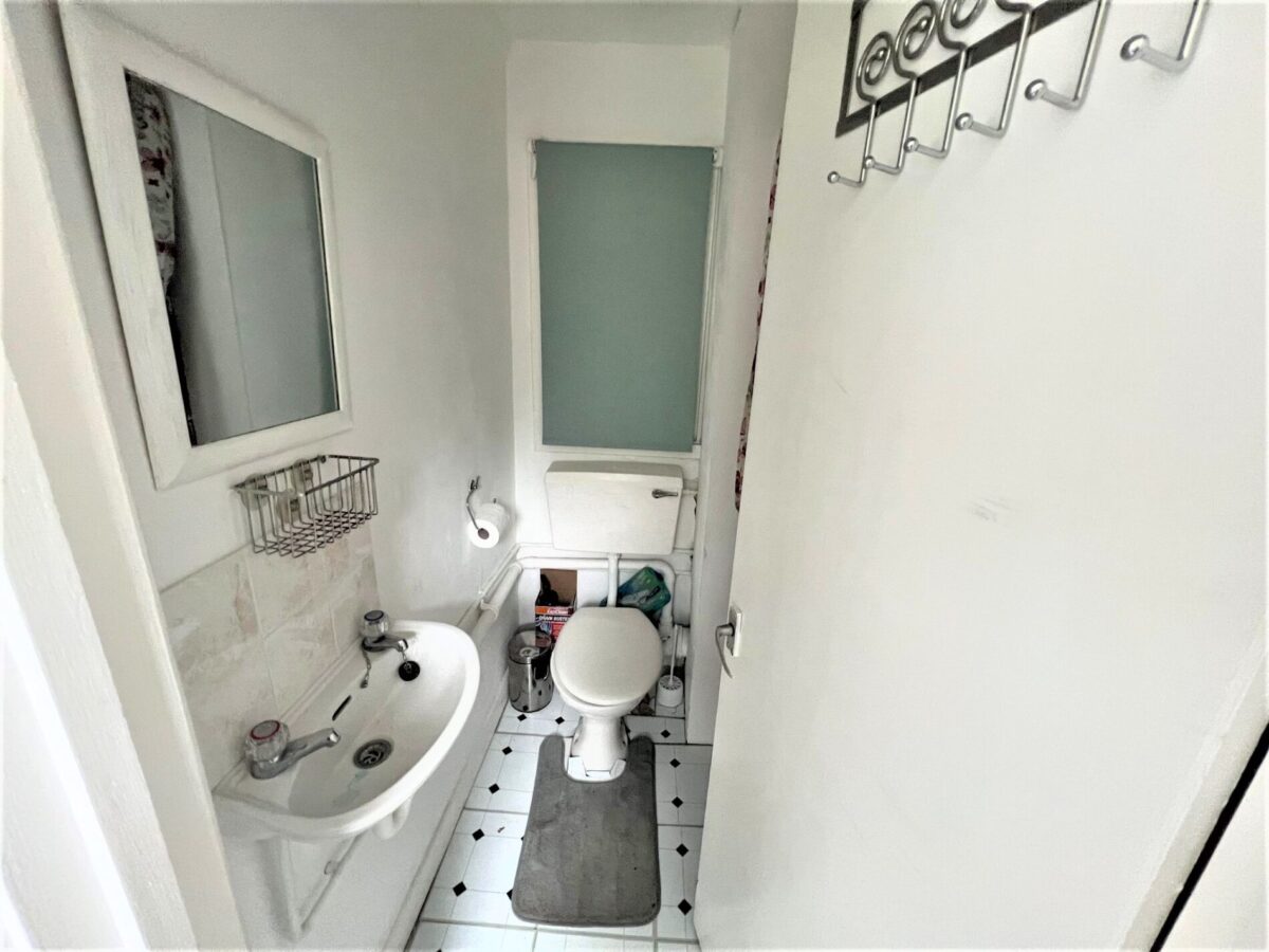 1 Bedroom House  - High Wycombe