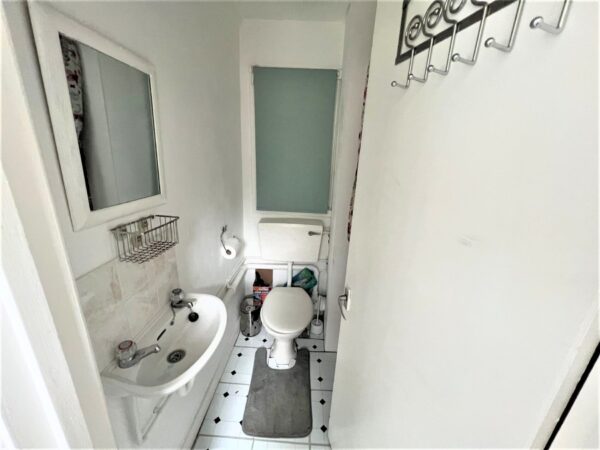 1 Bedroom House  - High Wycombe
