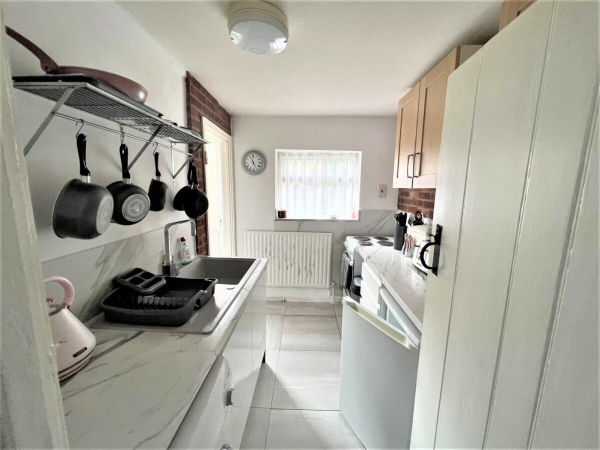 1 Bedroom House  - High Wycombe