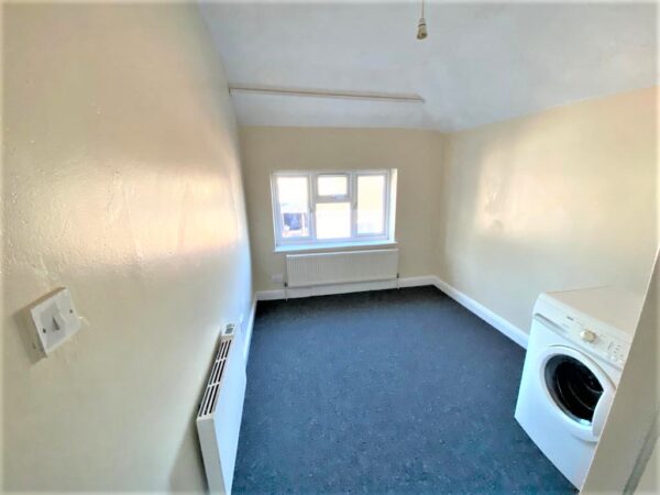 1/2 Bedroom Flat  - High Wycombe