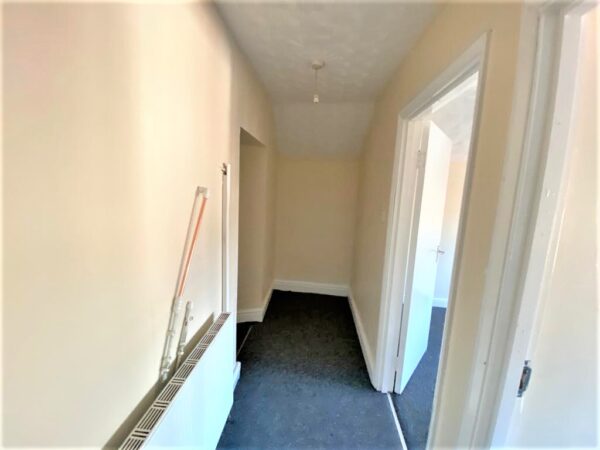 1/2 Bedroom Flat  - High Wycombe