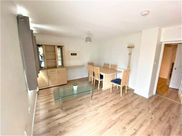 Studio Flat  - High Wycombe