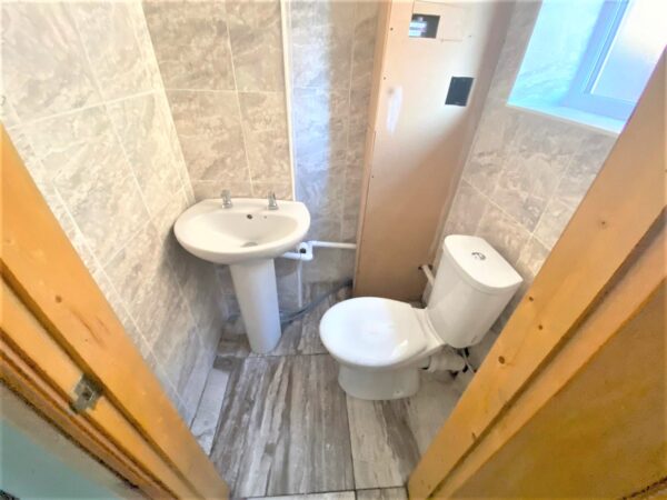 3 Bedroom House  - High Wycombe