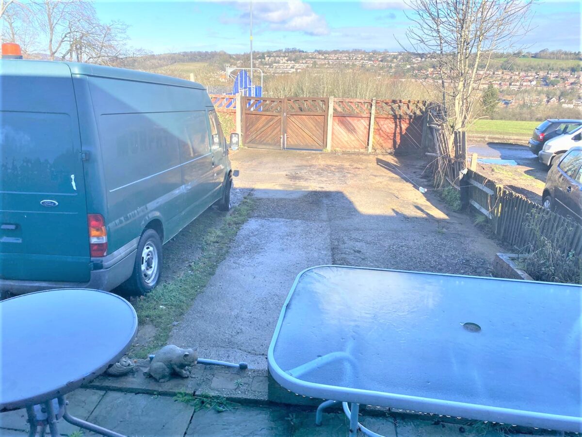 3 Bedroom House  - High Wycombe