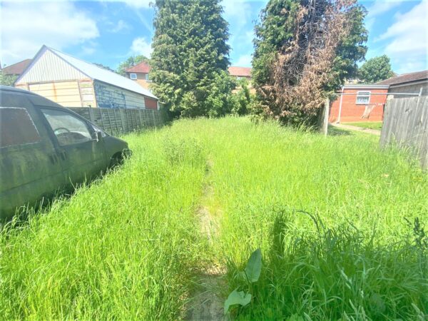 3/4 Bedroom House  - High Wycombe