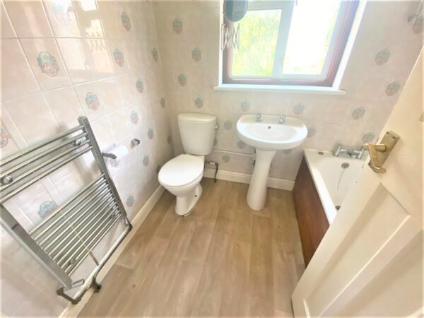 3/4 Bedroom House  - High Wycombe