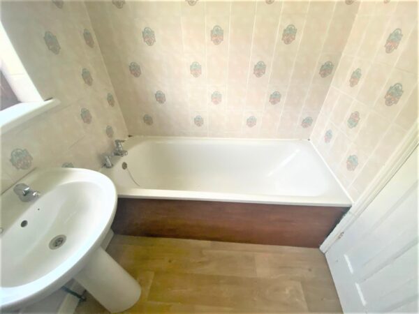 3/4 Bedroom House  - High Wycombe