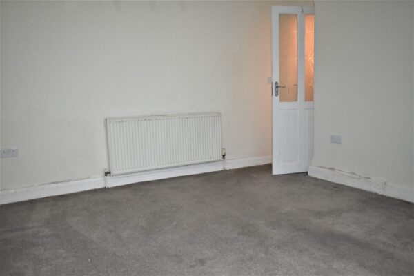 3/4 Bedroom House  - High Wycombe