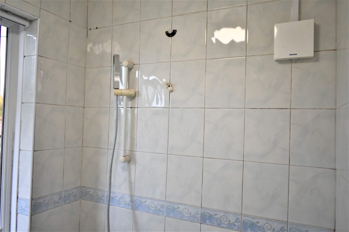 3/4 Bedroom House  - High Wycombe