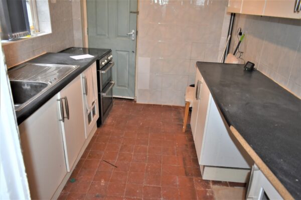 3/4 Bedroom House  - High Wycombe