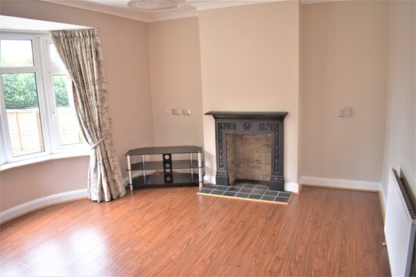 3 Bedroom House  - High Wycombe