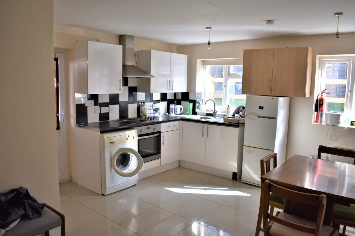 4 Bedroom House  - High Wycombe