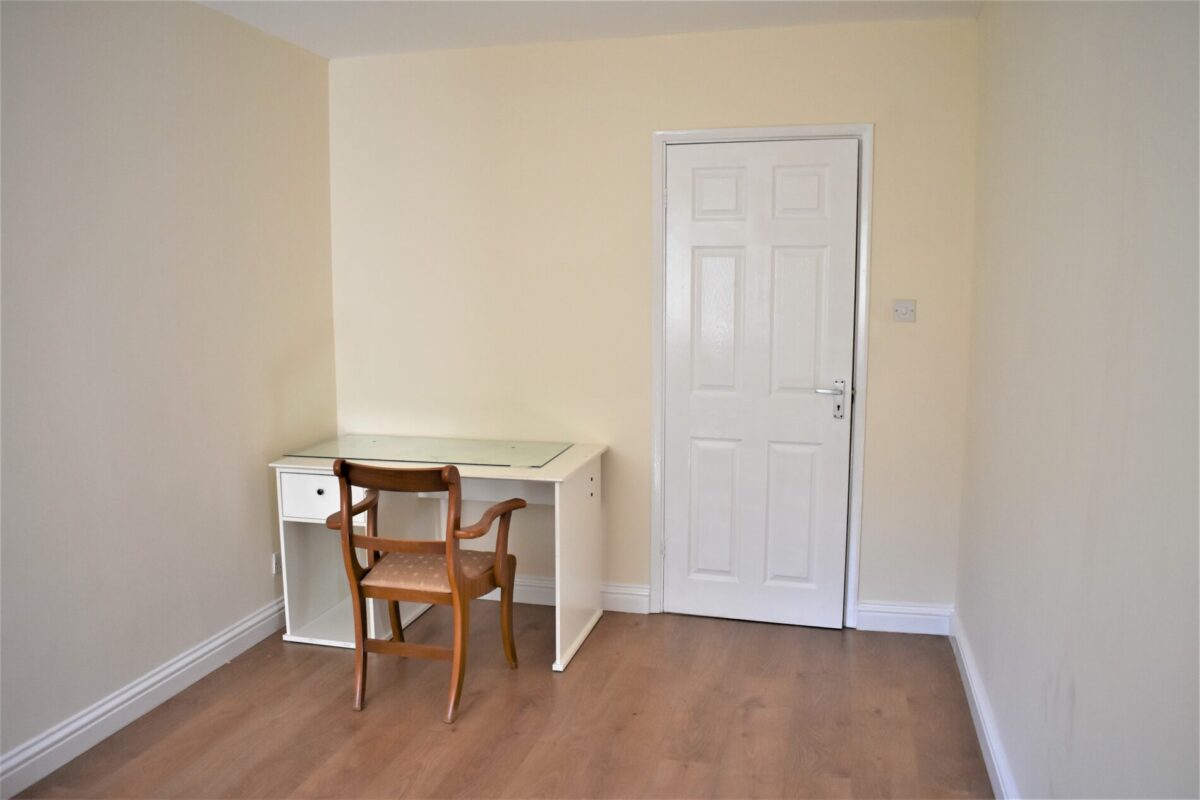 4 Bedroom House  - High Wycombe