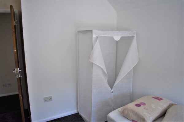 4 Bedroom House  - High Wycombe