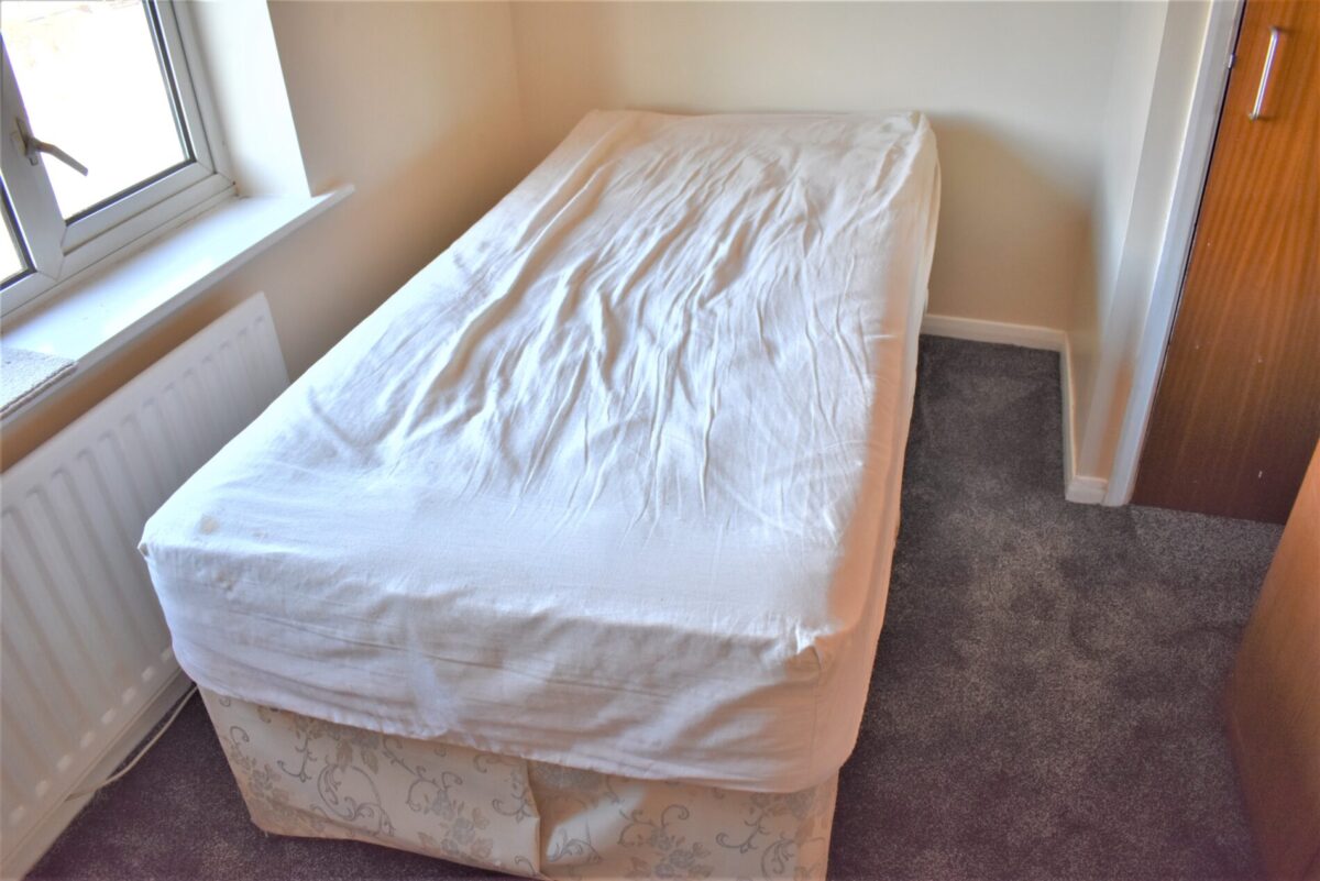 4 Bedroom House  - High Wycombe