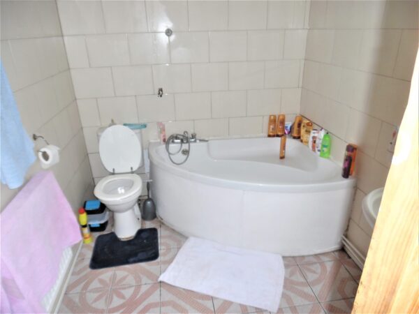 3/4 Bedroom House - High Wycombe