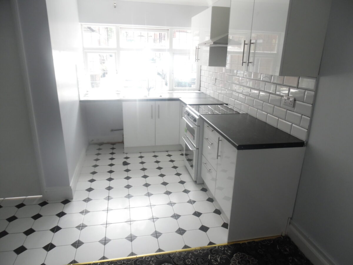 1 Bedroom Flat  - High Wycombe