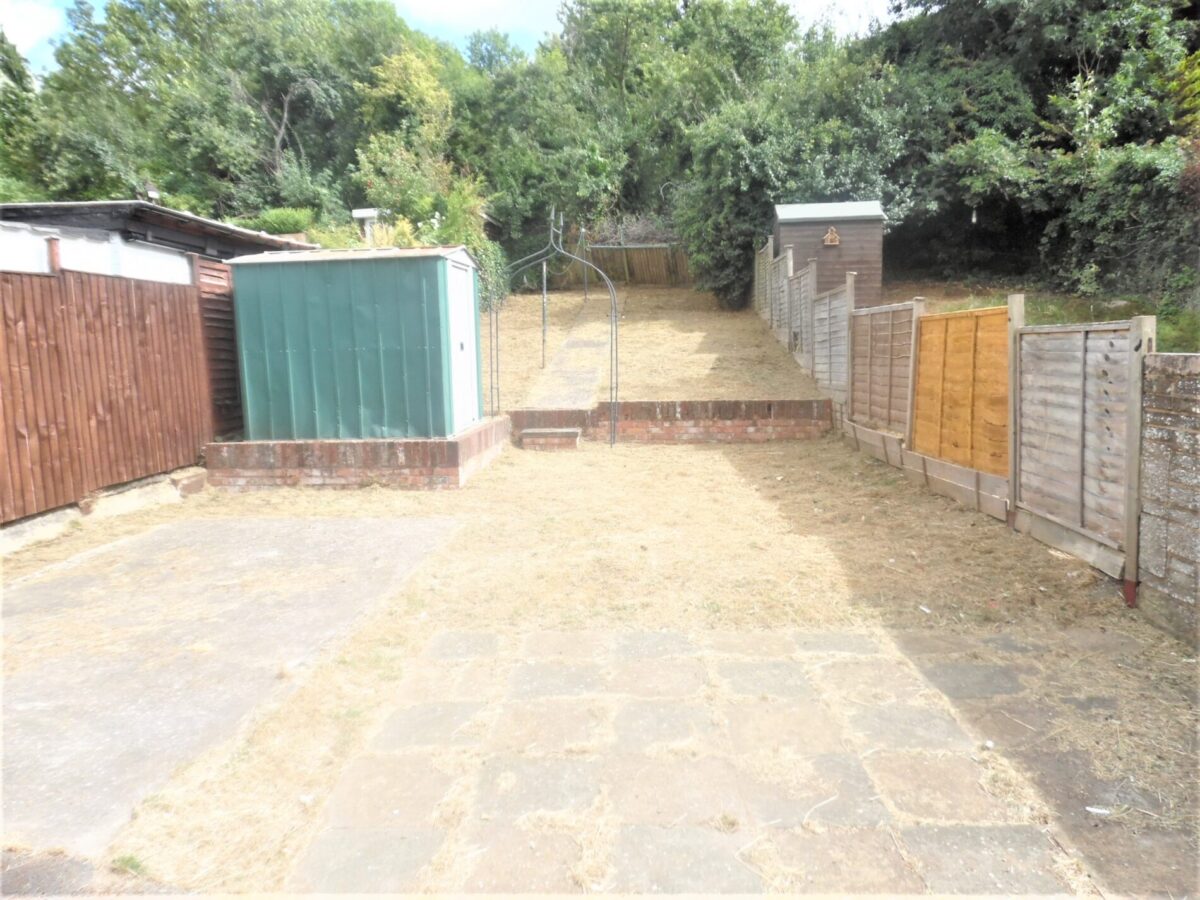 2 Bedroom House - High Wycombe