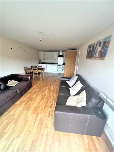 2 Bedroom Flat  - High Wycombe