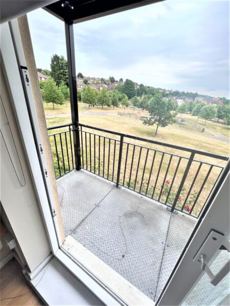 2 Bedroom Flat  - High Wycombe