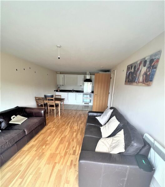 2 Bedroom Flat  - High Wycombe
