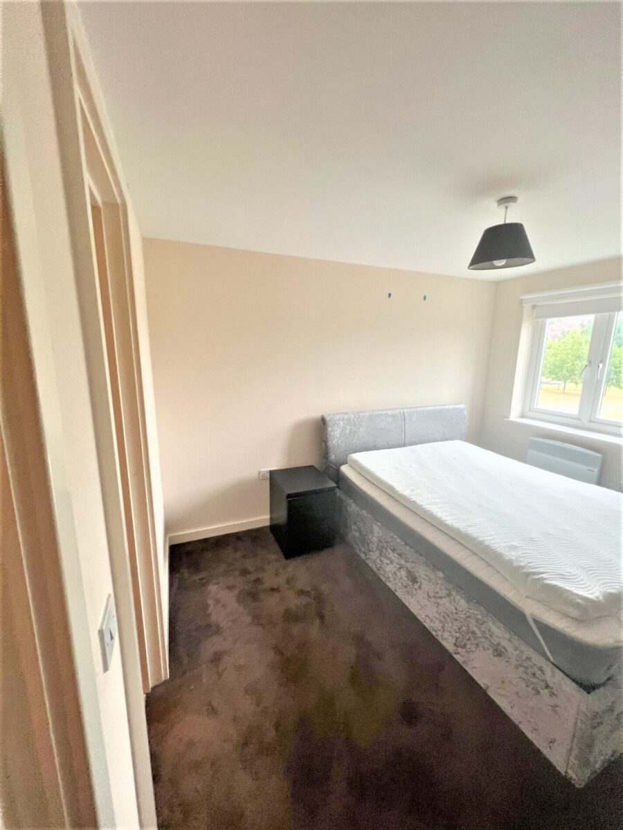2 Bedroom Flat  - High Wycombe