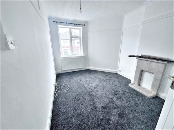 4 Bedroom Flat - High Wycombe