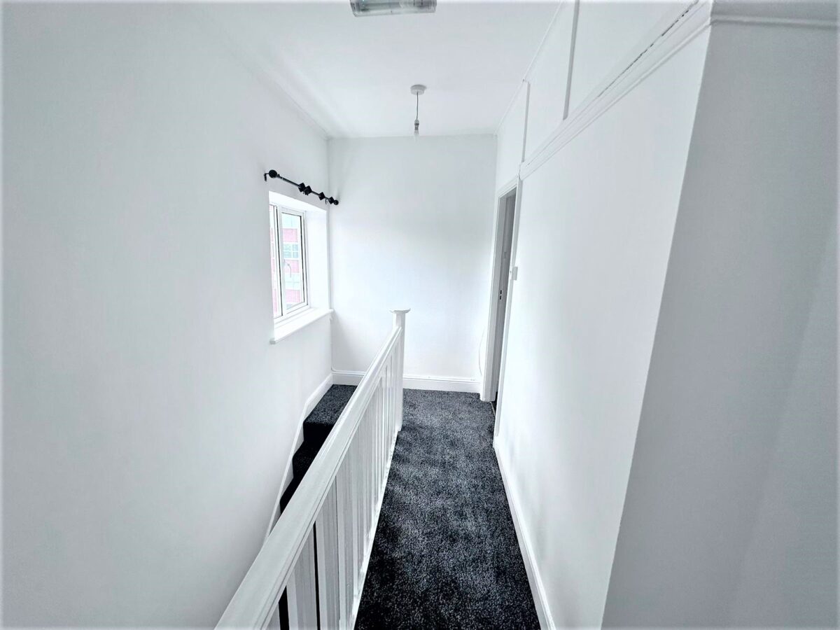 4 Bedroom Flat - High Wycombe
