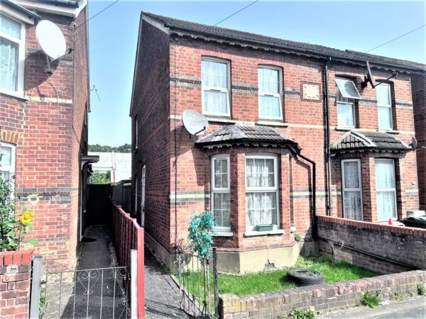 3/4 Bedroom House  - High Wycombe