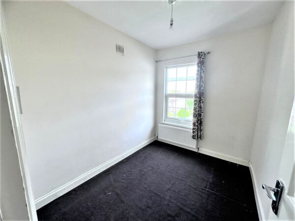 3/4 Bedroom House  - High Wycombe