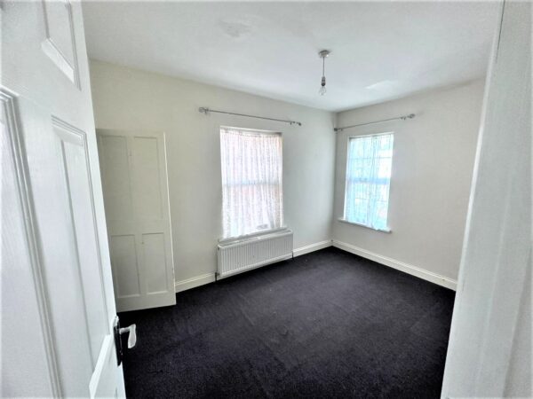 3/4 Bedroom House  - High Wycombe