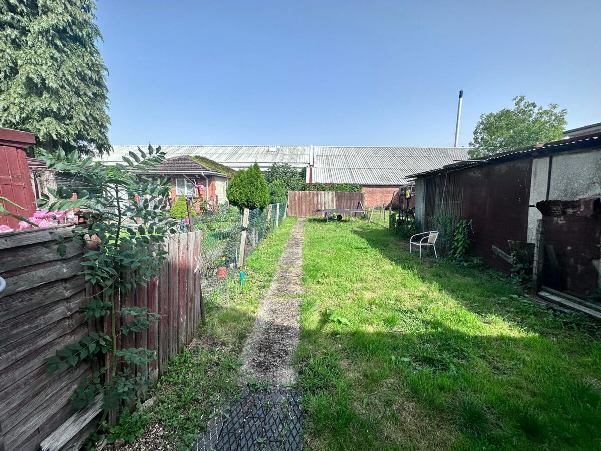 3/4 Bedroom House  - High Wycombe