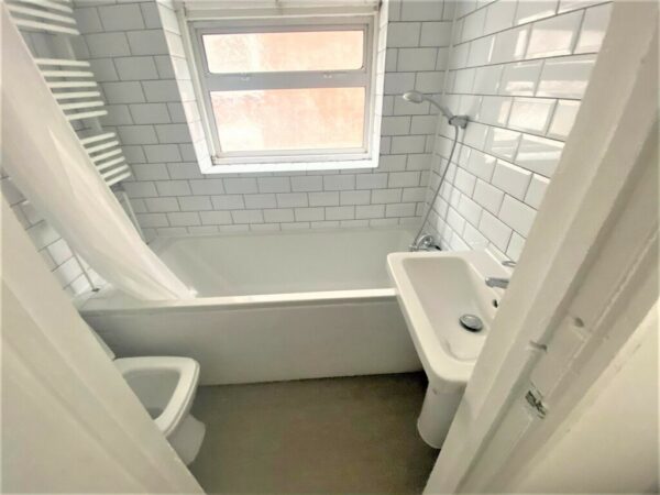 2 Bedroom  - High Wycombe