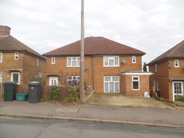 3/4 Bedroom House  - High Wycombe
