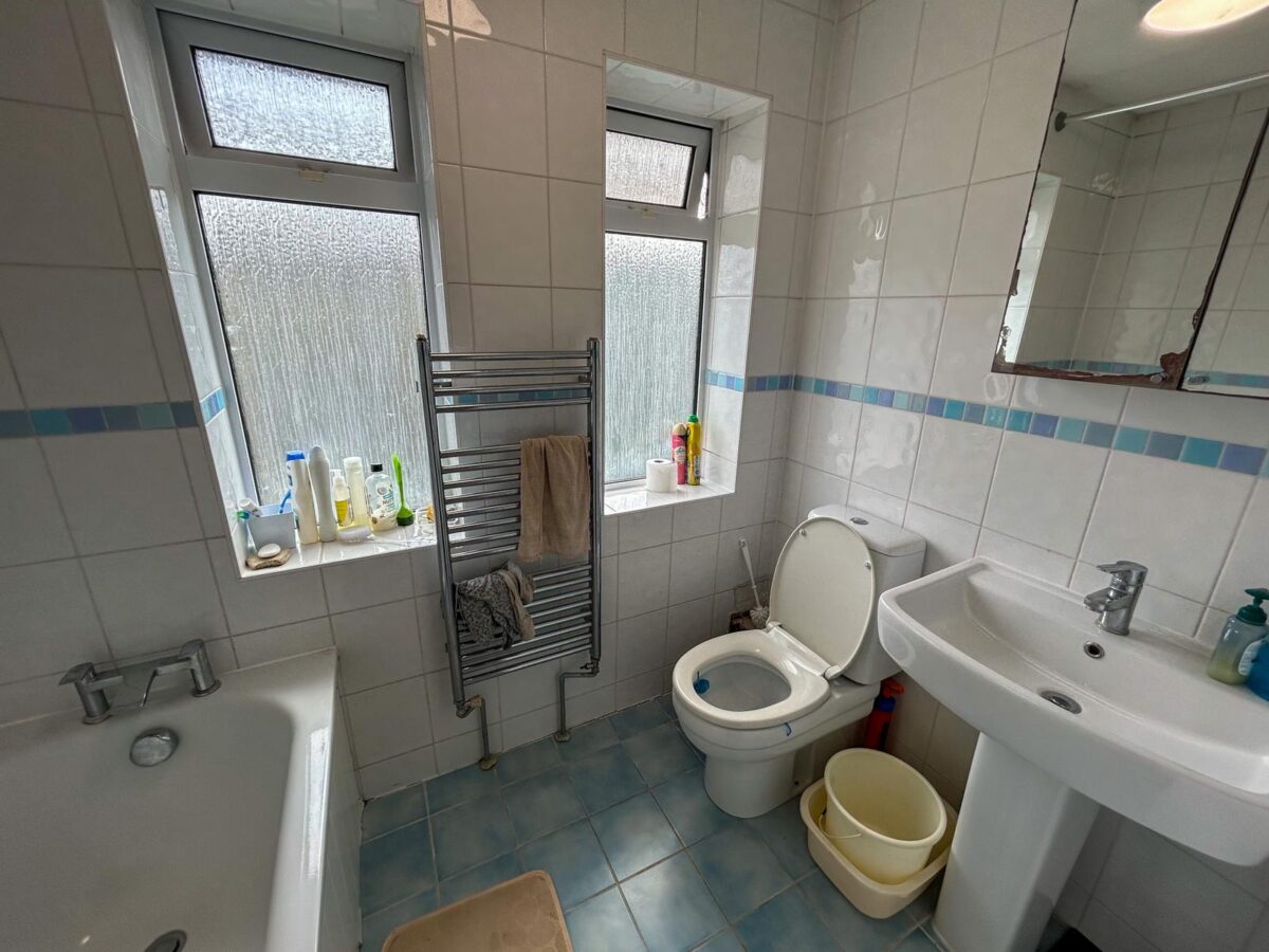 4 Bedroom House - High Wycombe