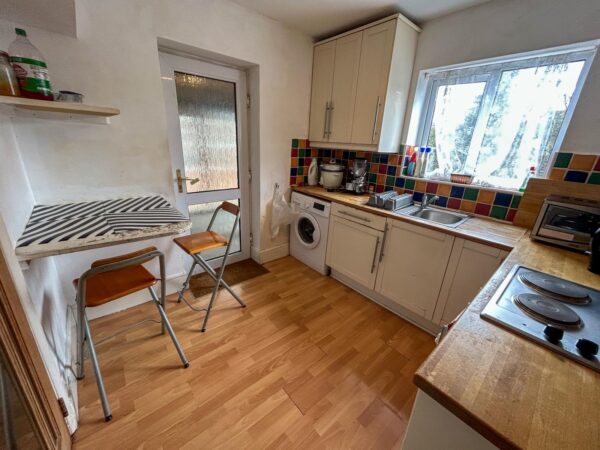 4 Bedroom House - High Wycombe