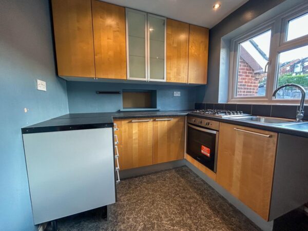 2 Bedroom Maisonette  - High Wycombe