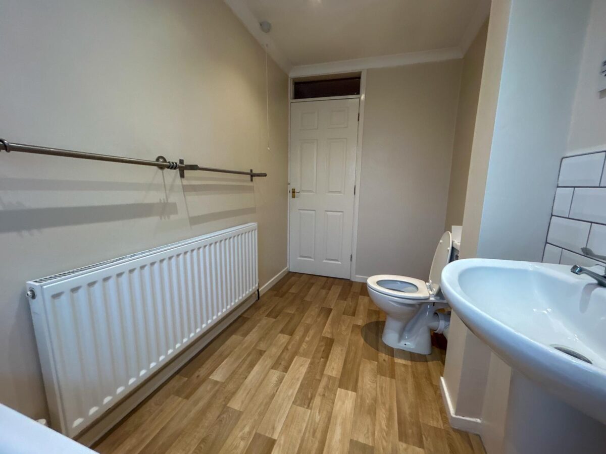 2 Bedroom Maisonette  - High Wycombe