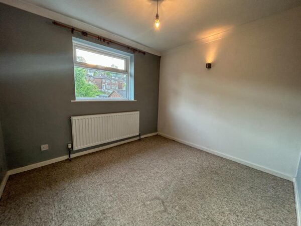 2 Bedroom Maisonette  - High Wycombe