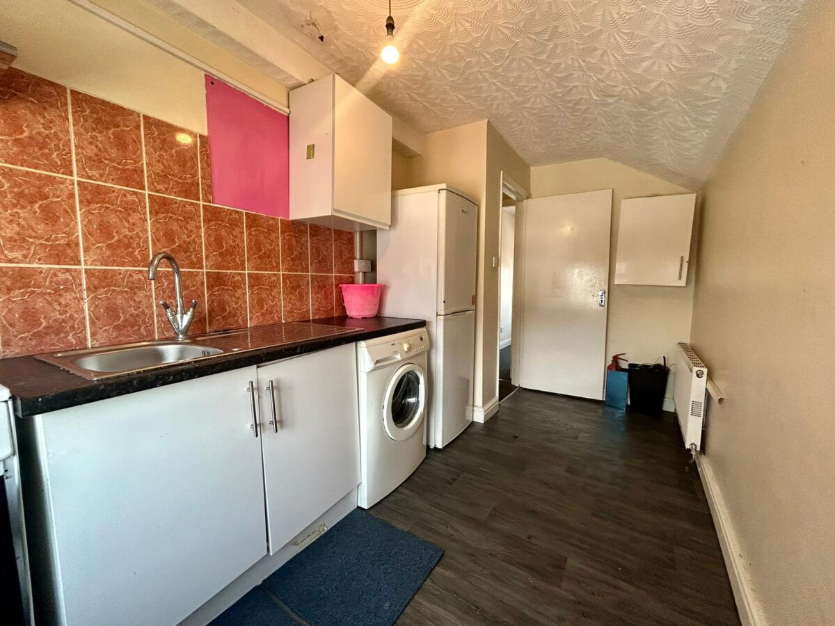1/2 Bedroom Flat  - High Wycombe