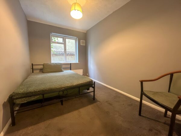 3 Bedroom Bungalow  - High Wycombe