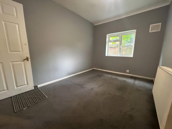 3 Bedroom Bungalow  - High Wycombe