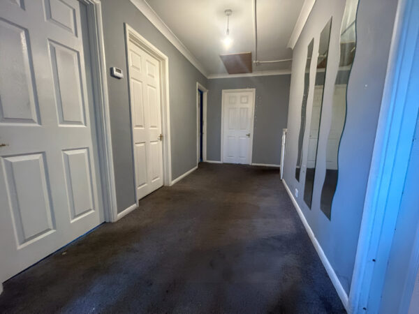 3 Bedroom Bungalow  - High Wycombe