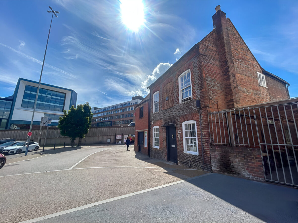 3 Storey Office Premises  - High Wycombe