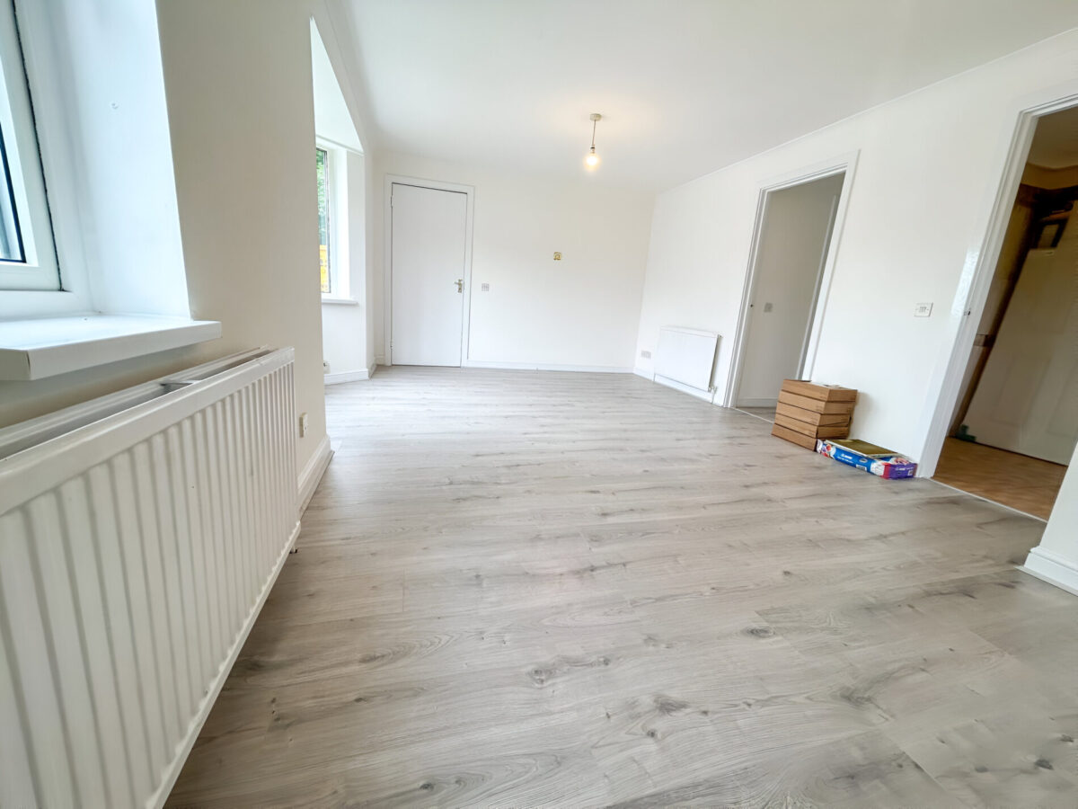 2 Bedroom Maisonette  - High Wycombe