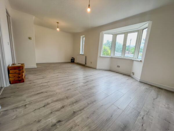 2 Bedroom Maisonette  - High Wycombe