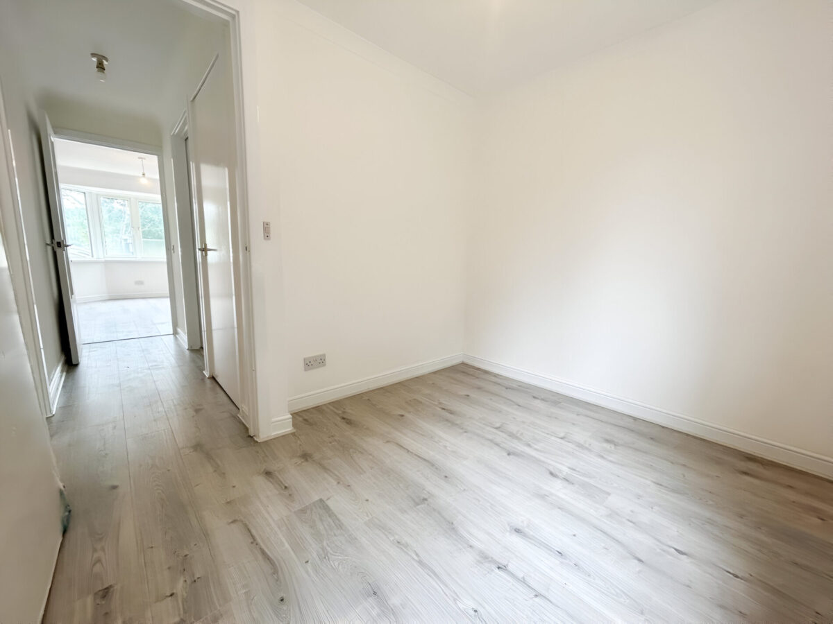 2 Bedroom Maisonette  - High Wycombe