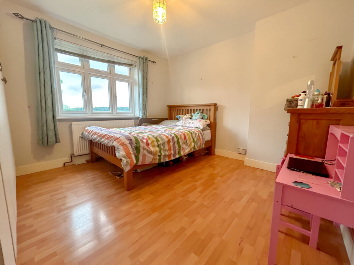 3 Bedroom House  - High Wycombe